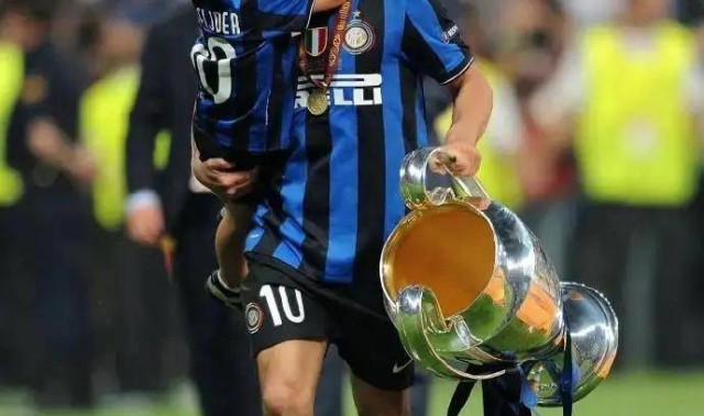 仅8支球队做到！穆里尼奥率国米夺三冠王，此后双方成绩皆下滑