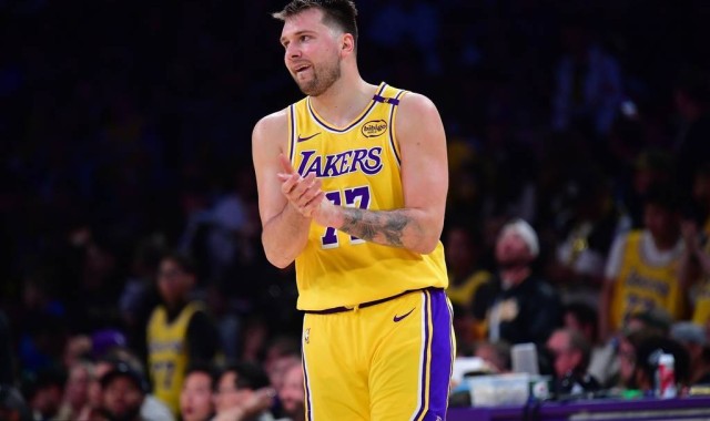 3年1.65亿美元！东契奇顶薪续约湖人 28年球员选项