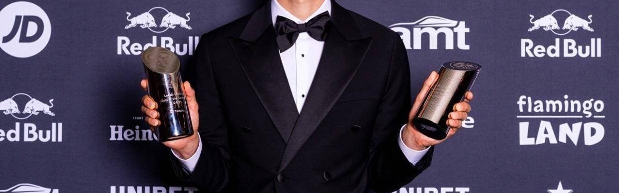 入选PFA最佳阵容，英超首秀当选赛后MVP，26岁日本中场证明自己