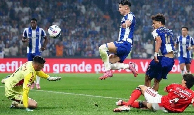 懵了！阿莫林若下课也不选图赫尔？8000万转会费要砸错人？