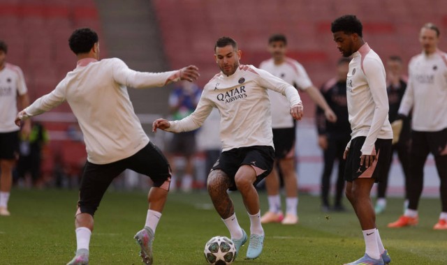 火星撞地球！巴黎国米欧冠决赛一触即发，亿元豪阵对决，名帅斗法谁是最后赢家？