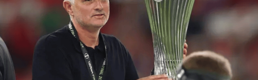 穆帅表示为罗马队带来2点改变：团结了不团结的球队，带回了球迷