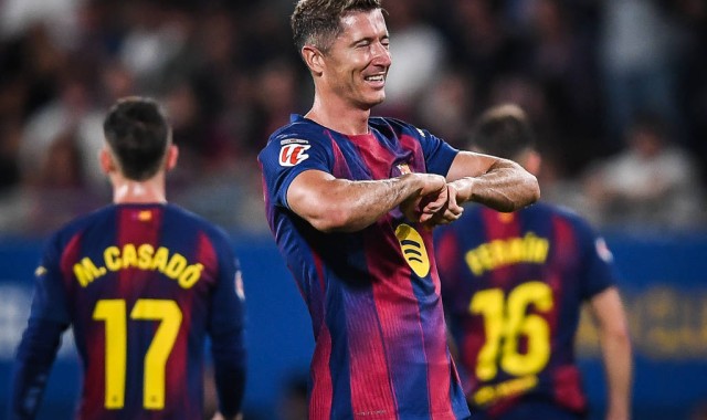 巴萨欧冠迎战巴黎：蒙锥克球场的重生之旅