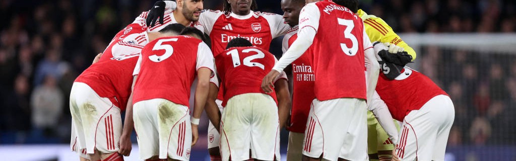 VAR评审引爆英超赛场：凯塞多红牌风波与马特塔点球重罚