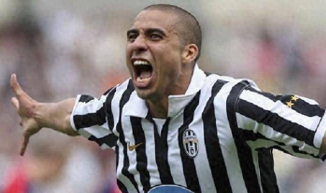 绝了！48岁特雷泽盖凌晨发布金球重现视频，那些年禁区杀手如何一剑封喉？