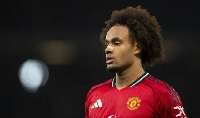 罗马将在本周开始准备报价，尝试引进曼联前锋齐尔克泽