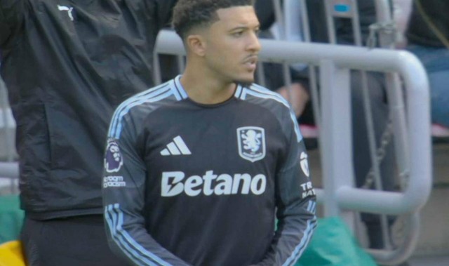 曼联放弃续约桑乔，拉爵让其免费走人！拉什福德爆发巴萨却要压价