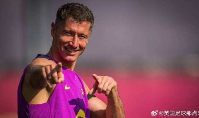 莱万：英超花的钱太多了，年轻且半年进10球就有球队7000万买你