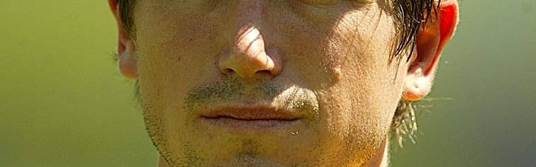 伯纳乌的空气突然凝固，皇马又得红牌了，姆巴佩和阿隆索又赢了