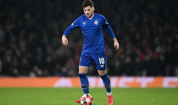 科莫接近以3000万欧元签下萨格勒布迪纳摩中场巴图里纳