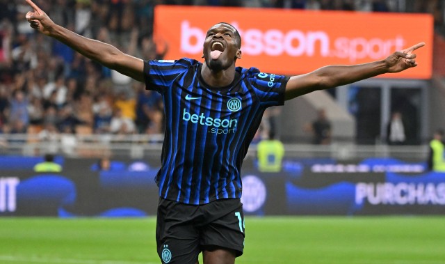 （体育）足球——意甲：国际米兰胜都灵