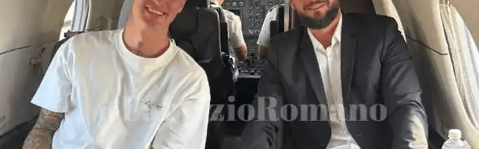 GOGOGO出发喽！塞斯科已上曼联飞机 周五体检周六亮相