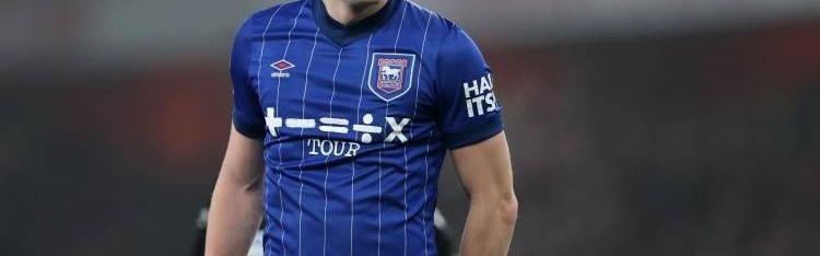 蓝军3000万抢走曼联猎物：欧冠资格是致胜法宝，夏窗会格外疯狂？