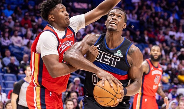 墨菲三世17分杜伦20+15 鹈鹕不敌活塞3连败